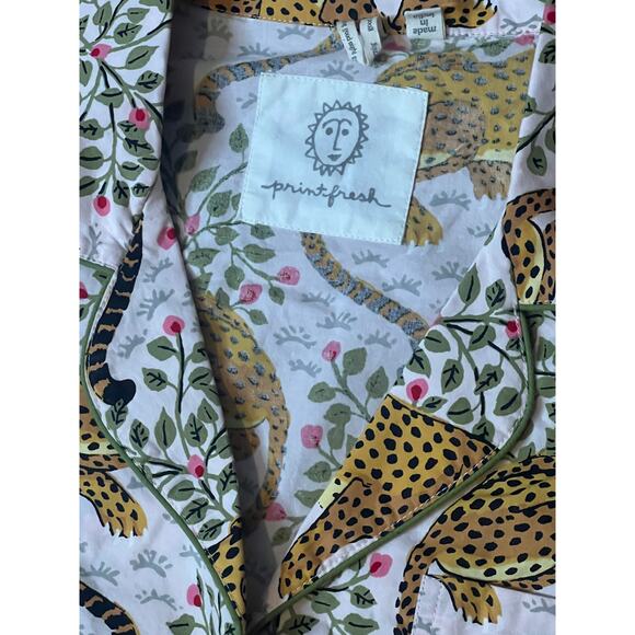 Leopard Print Women's Sleepwear Set - Picture 4 of 6